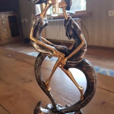 Vintage Lovers Sculpture 