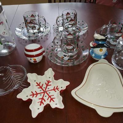 lot holiday dishes