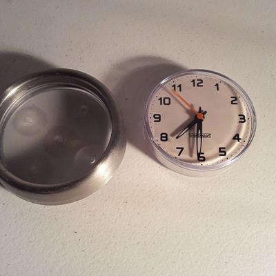 Lot clocks