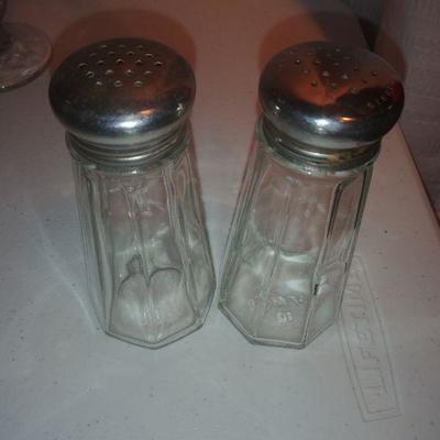 LOT Large kitchen lot