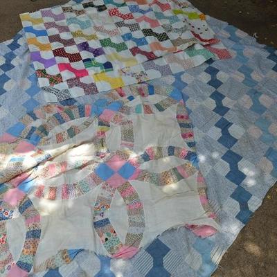 Three unfinished vintage quilts lot
