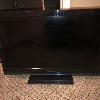 Panasonic 32" LCD TV