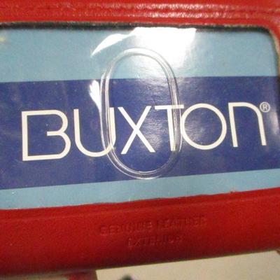 Lot 90 - Oxford Note Card Case - Buxton Wallet