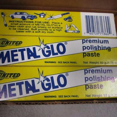 Lot 94 - Metal GLO Polishing Paste - Cooking Items
