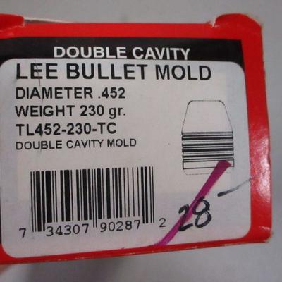 Lot 117 - Lee Bullet Mold 90287 Diameter .452