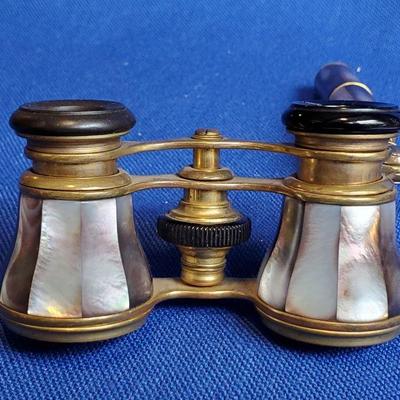 Lot 89: Opera Glasses- owner says these are from about 1920  $50