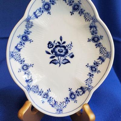 Lot 94:Royal Copenhagen Bowl $20