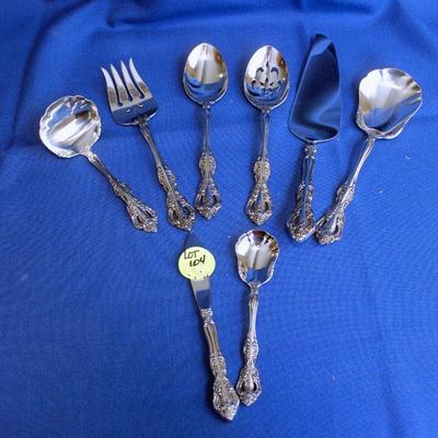 Lot 104: Oneida Michelangelo Stainless 8 Serving Pieces $35