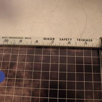 C-3 Nikor Paper Trimmer Cutter USA (safety)