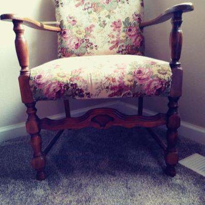 X5 Parlor Side Chair
