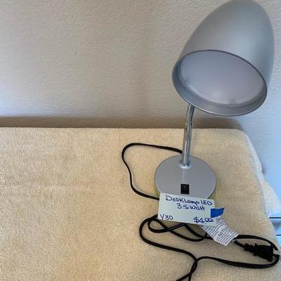 Y31 UL Portable Desk Lamp