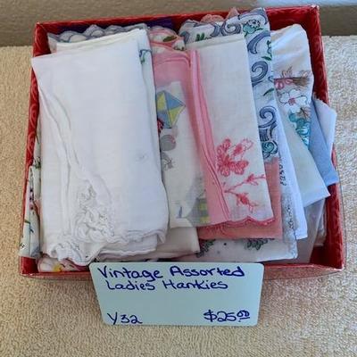 Y32 Vintage Ladies Hankies