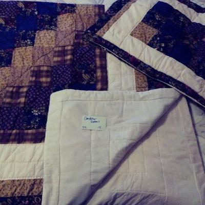 Z11 Comforter and shams