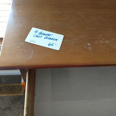 Z45 Vintage 4 drawer dresser