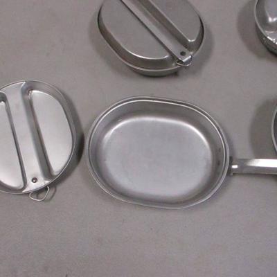 Lot 139 - Camping Mess Kits U.S. 
