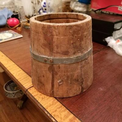 Mini decorative barrel 
