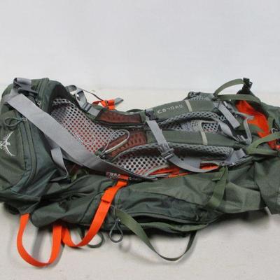 Lot 156 - Osprey Atmos 65 AG Backpack