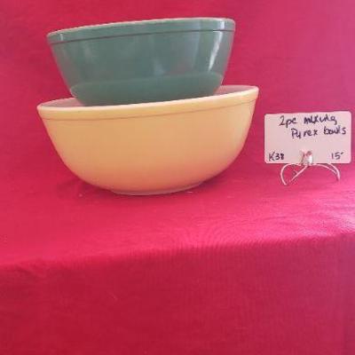 K38 2pc Pyrex mix bowls