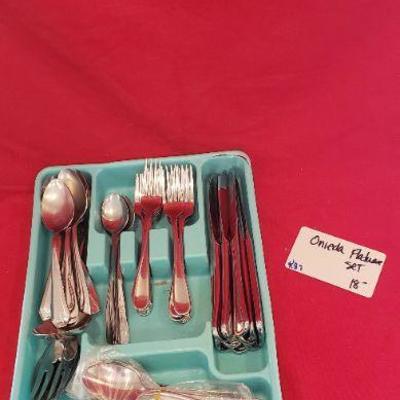 K87 Oneida Flatware set
