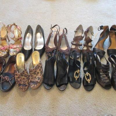 A Mixed Sized Lot of Gently Used Women's Name Brand Shoes  from 7- to 9 1/2 in shoes 