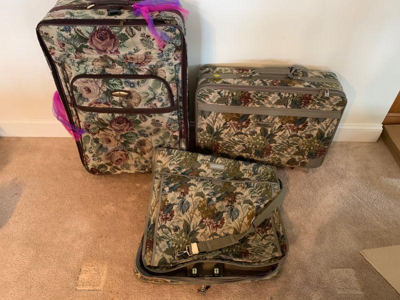 Tapestry Luggage Set