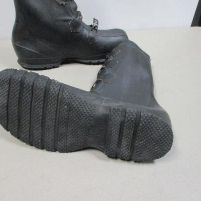 Lot 195 - Size 13 Exclusive Boot
