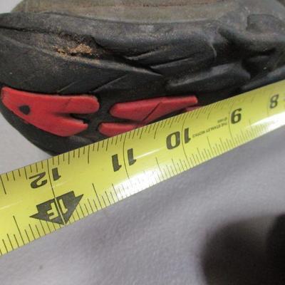 Lot 199 - Cold Weather Mittens & Socks