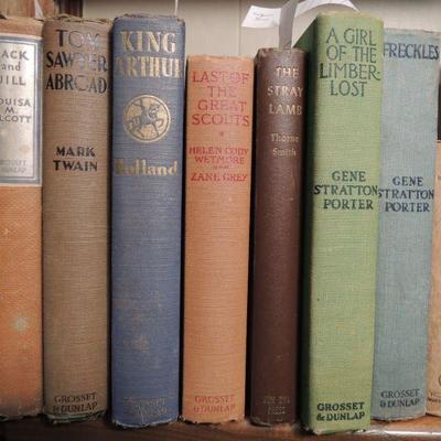 BOOK LOT - Retro to Antique