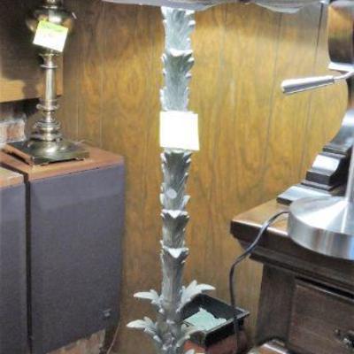 STANDING LAMP