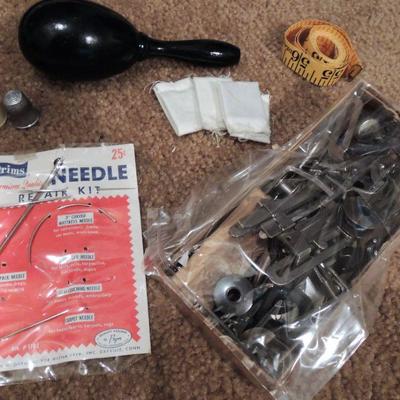 Retro SEWING LOT - Singer Machine Feet
