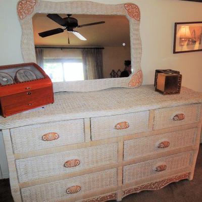 BEDROOM Furniture: Dresser with Mirror Wicker