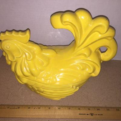 Red Wing USA Pottery #249 Yellow Rooster Tureen 