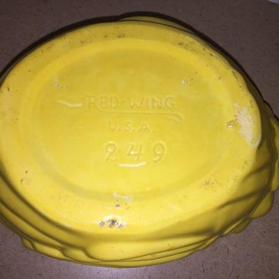 Red Wing USA Pottery #249 Yellow Rooster Tureen 