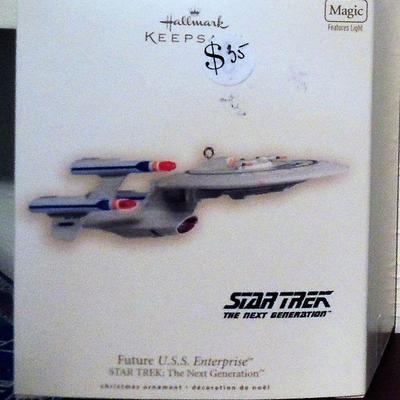 STAR TREK Ornament Future USS Enterprise Ornament (1 OF 3)