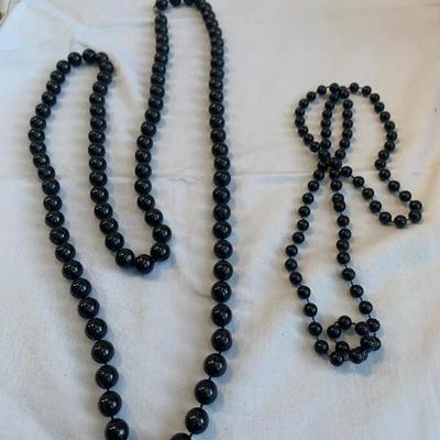 Black beads 