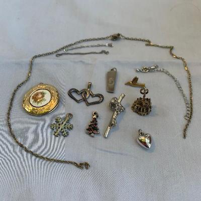 assorted Jewelry lot 