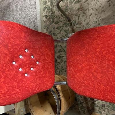 B1 Vintage Chrome Table and Chairs