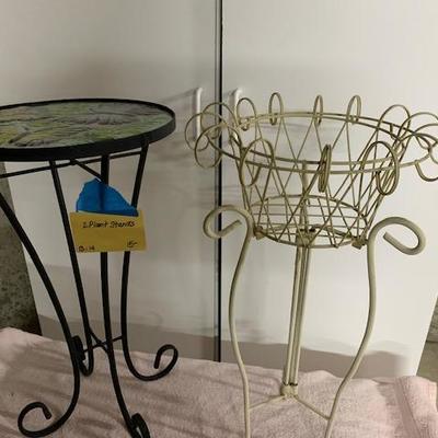 B14 Plant Stands