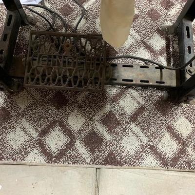 B23 Sewing Machine