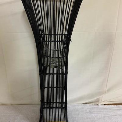 B36 Bamboo Stand