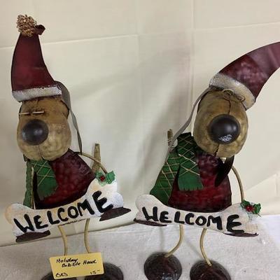 B83 Holiday Bobble Heads