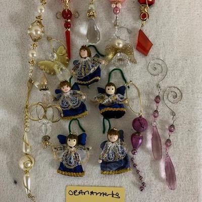 B87 Ornaments