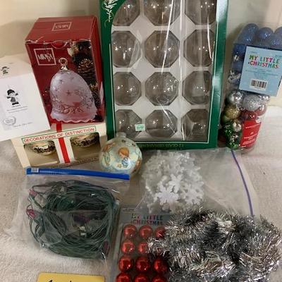 B93 Vintage, Glass, Mikasa Ornaments