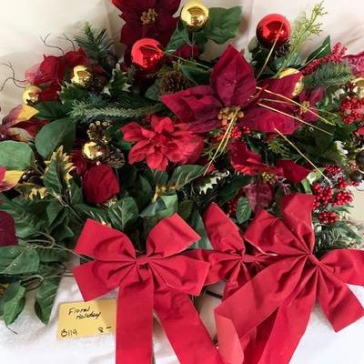 B119 Floral Holiday
