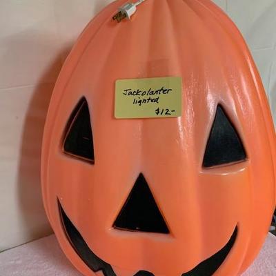 B132 Jack O Lantern