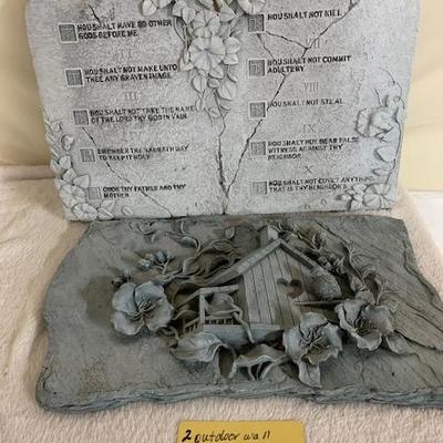 B156 Wall Plaques