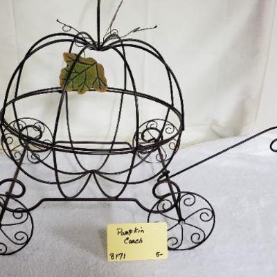 B171 Pumpkin Coach