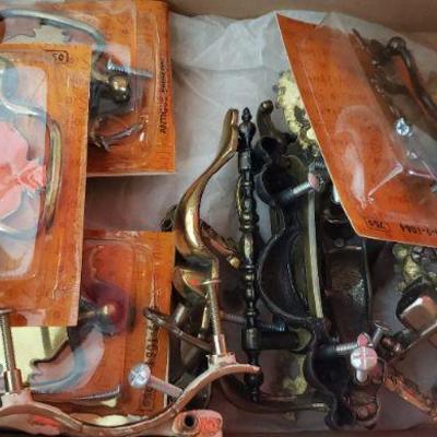 B221 Hardware