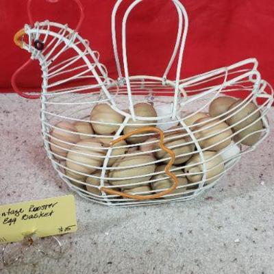 B311 Rooster Egg Basket