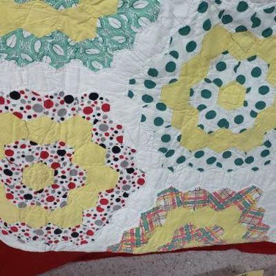 B322 Vintage Quilt